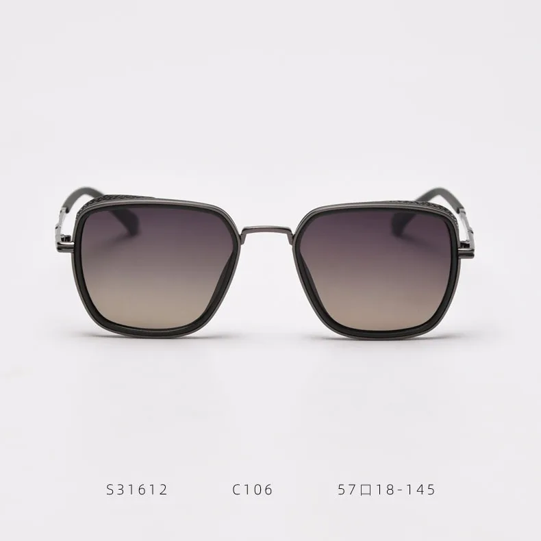 21972221595_1344152070