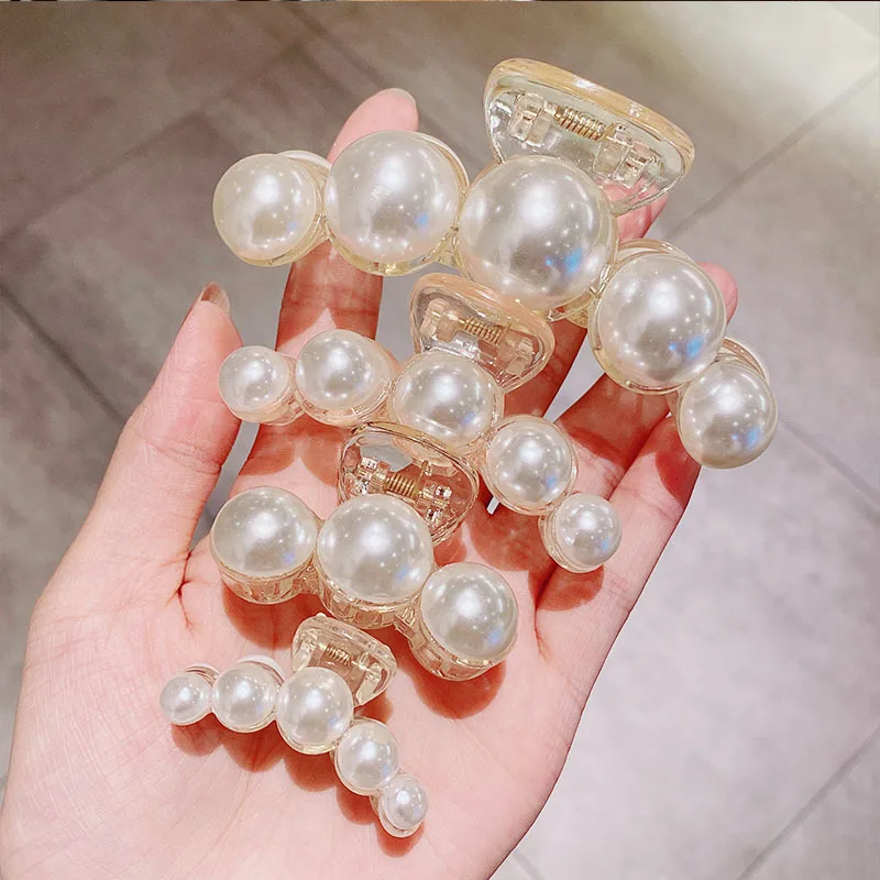 

1 new pearl catch clip wild net red half catch hair clip beautiful temperament goddess fan headdress elegant wedding hair clip