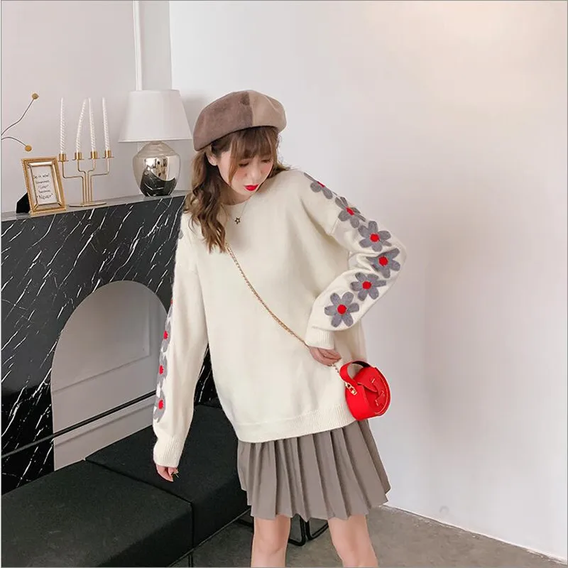 2019 autumn sweater loose outside wearing sugar to keep warm solid color long-sleeved fruit flower pullover coat | Женская одежда
