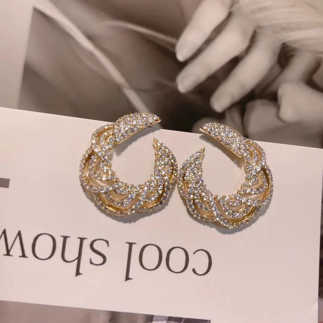 

EYER C Shape Geometric Design Women Fashion Stud Earrings Cubic Zirconia Bridal Jewelry boucles d oreille femme