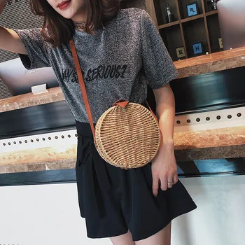 

Summer Straw Woven Bag 2019 New Woven Shoulder Small Round Bag Korean Version of Retro Literary Fan Messenger Bags Bolsos Mujer