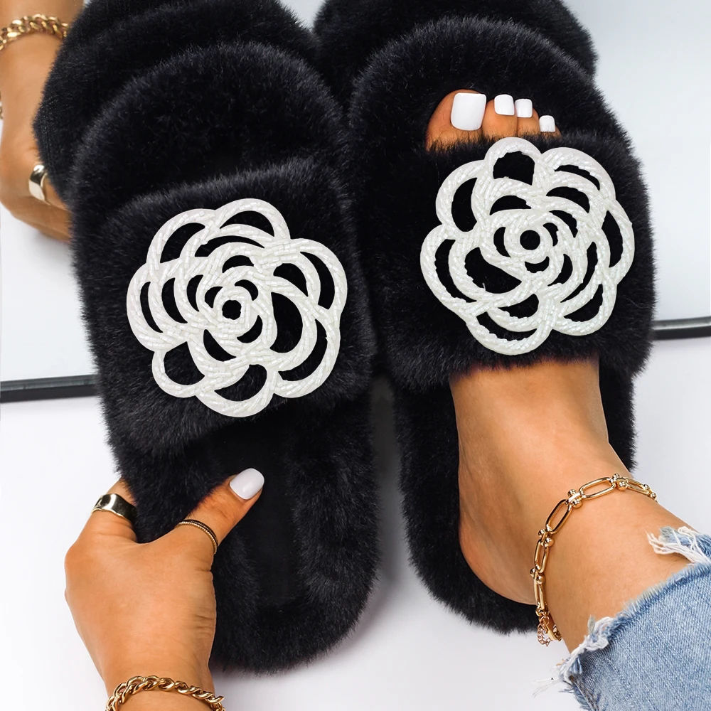 Women's Slippers Furry Slides Fluffy Sandals Fashion Beaded Flower Faux Fur Slippers Ladies Flip Flop Female Designer Shoes 2022