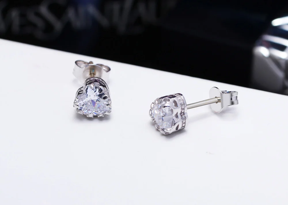 Heart diamomd earrings (6)