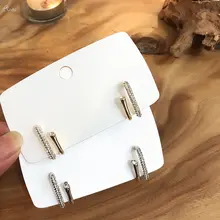 AOMU Корея Кристалл Стразы Серьги для женщин серьги-гвоздики Простые Модные эффектные ювелирные изделия