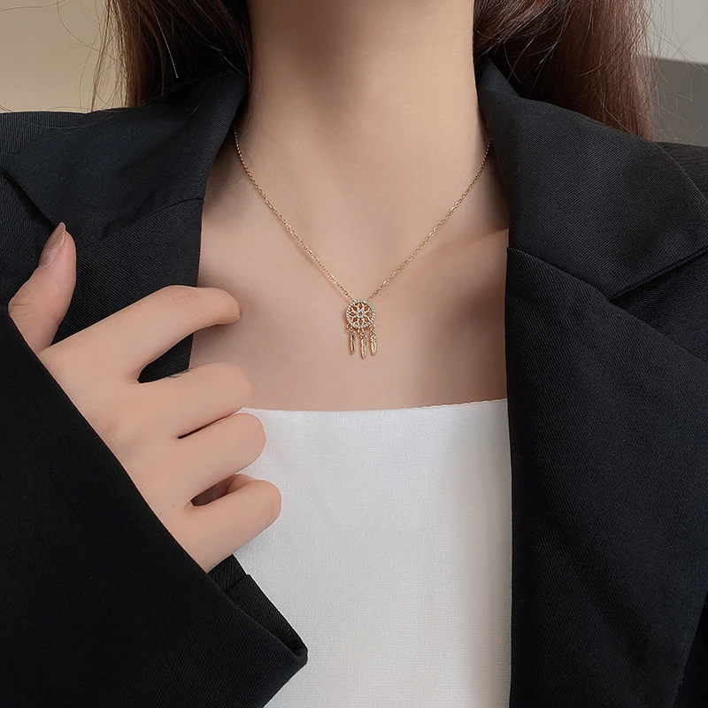 Fancy Hollow Dream Catcher Leaf Feather Shiny Crystals Drop Dangle Earrings For Women Party Jewelry Korean Hanging CZ Earrings