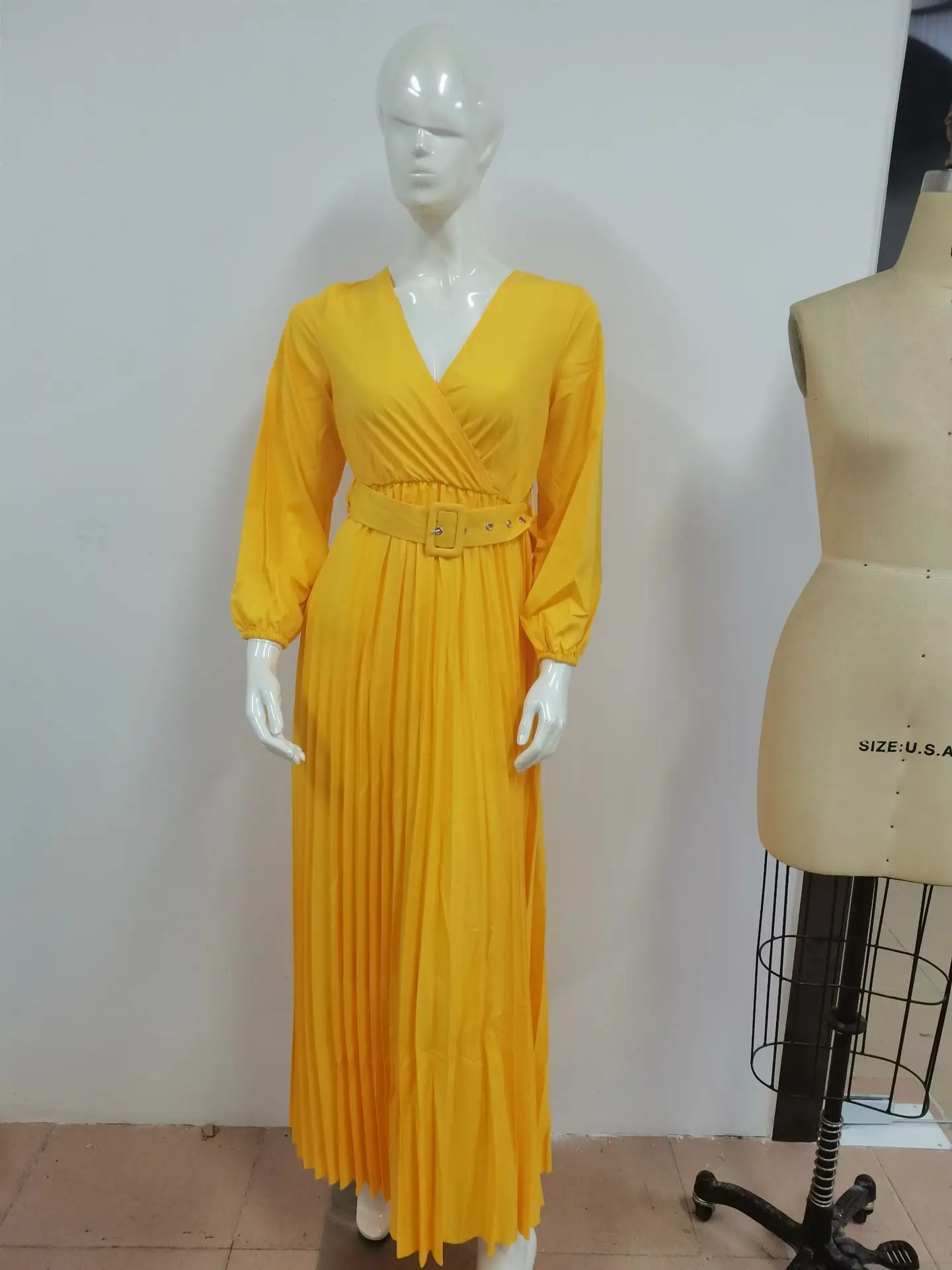 Boubou Africain Femme Nigerian Clothes Abaya Robe Africaine Femme Danshiki for Women Fashion Dress Roupas Femininas VestidosAutumn Summer Pleated Maxi Dresses 2021 Africa Clothing African Dresses For Women Muslim Long Dress High Quality Fashion Dress african fashion designers