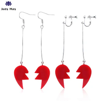 

JoJo's Bizarre Adventure JEAN PIERRE POLNAREFF Cosplay JOJO Earring Props Ear Stud Heart-shaped Heart-shaped Combiable Ear Clip