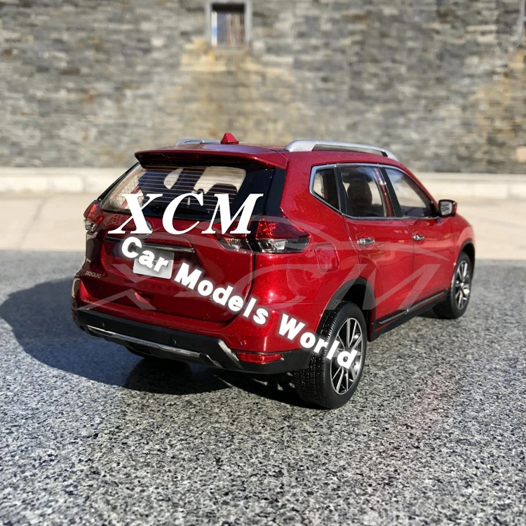 Литая модель автомобиля для изгой 1:18(красный)+ маленький подарок