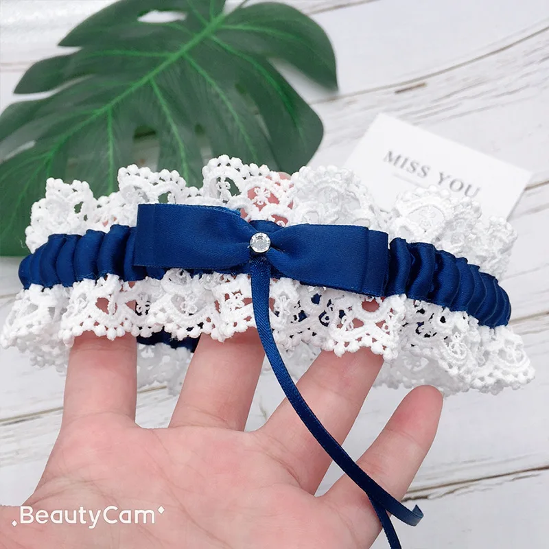 Ensemble porte-jarretelle en dentelle bleu et blanc – Parfait Amour