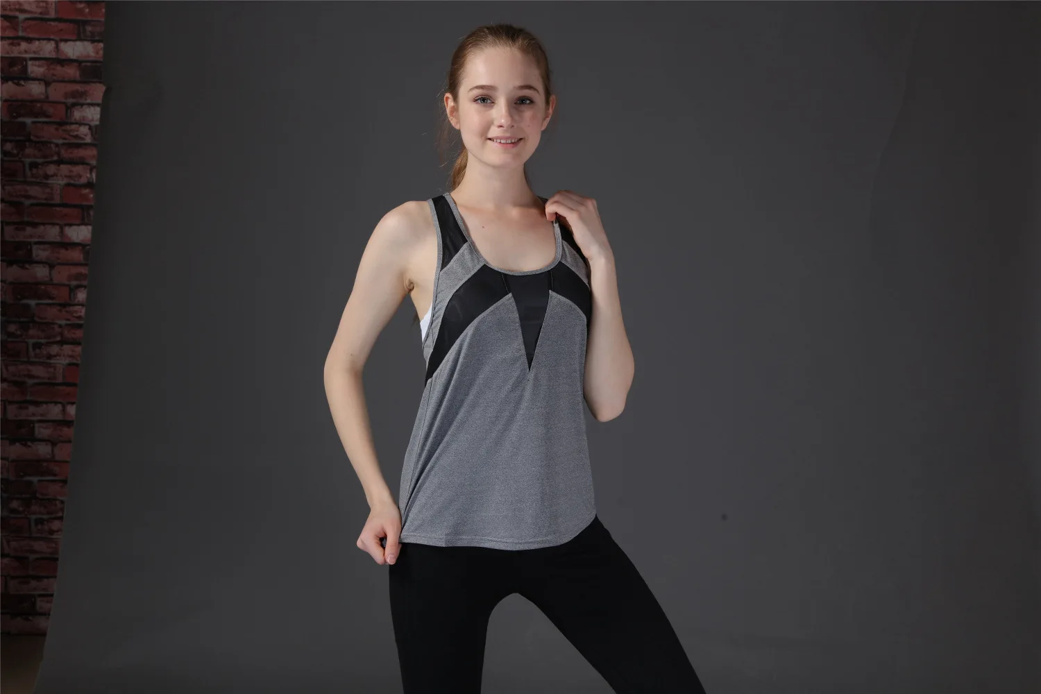 Mesh stitching s vest T-sleeveless quick-drying fitness vest solid color casual lady smock breathable vest Gym Shirt vests