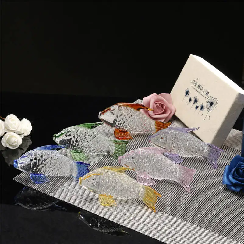 

Home decoration 2019 Fashion Exquisite Crystal Goldfish Wedding Decor Paperweight Figurine Gift Crafts Home Decor 661ZS10