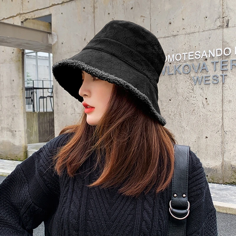 Women Winter Reversible Double Sided Bucket Hat Solid Color Thick Faux Fleece Wide Brim Sunscreen Packable Fisherman Cap pink bucket hat