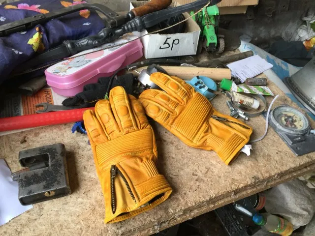 UBGLYBROS UBG53 distressed leather glove touchscreen 6