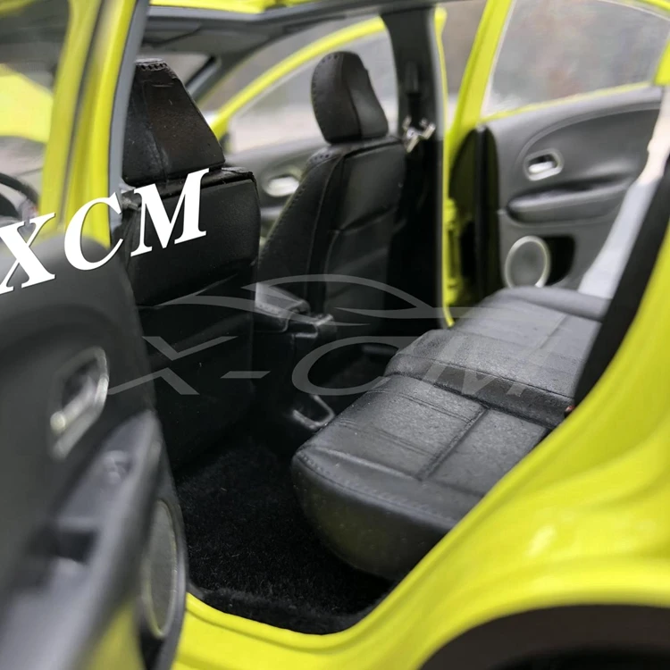 Литая под давлением модель автомобиля для нового XRV XR-V Sport Turbo 1:18(желтый)+ маленький подарок