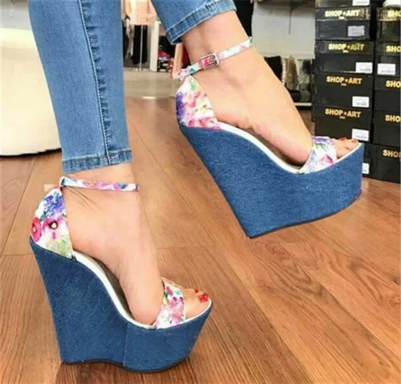 

2019 Season High With With Sandals