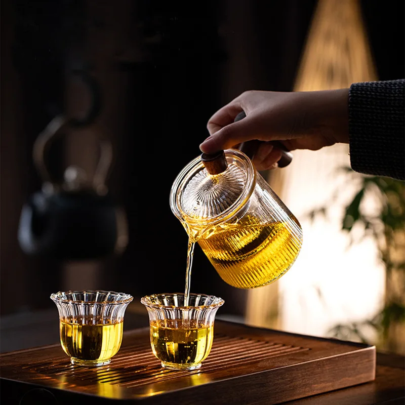 HMLOVE Heat Resistant Glass Stripe Teapot Wood Handle Chinese Kung Fu Tea Set Ceremony Household High Boron Silicon Teawear Cups