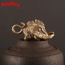 LLavero de latón vikingo jabalíes colgantes del llavero Vintage cobre nórdico Animal cerdo muñeca juguete coche llavero anillos encantos joyería