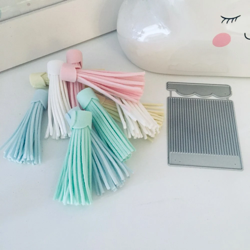 Nuevo diseño decorativo de borlas, artesanía, molde de metal, troquelado, recortes, Tarjeta para álbum de fotos grabado en papel