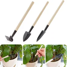 Conjunto de três peças de ferramentas de jardinagem, mini ferramentas de jardinagem, ancinho com cabeça de metal, cabo de árvore e flor do solo, planta portátil em vasos