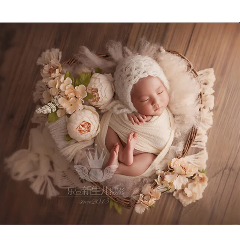 New Newborn Props for Photography Heart Shaped Rattan Nest Box Baby Photography Props Posing Sofa Bebes Accesorios Recien Nacido