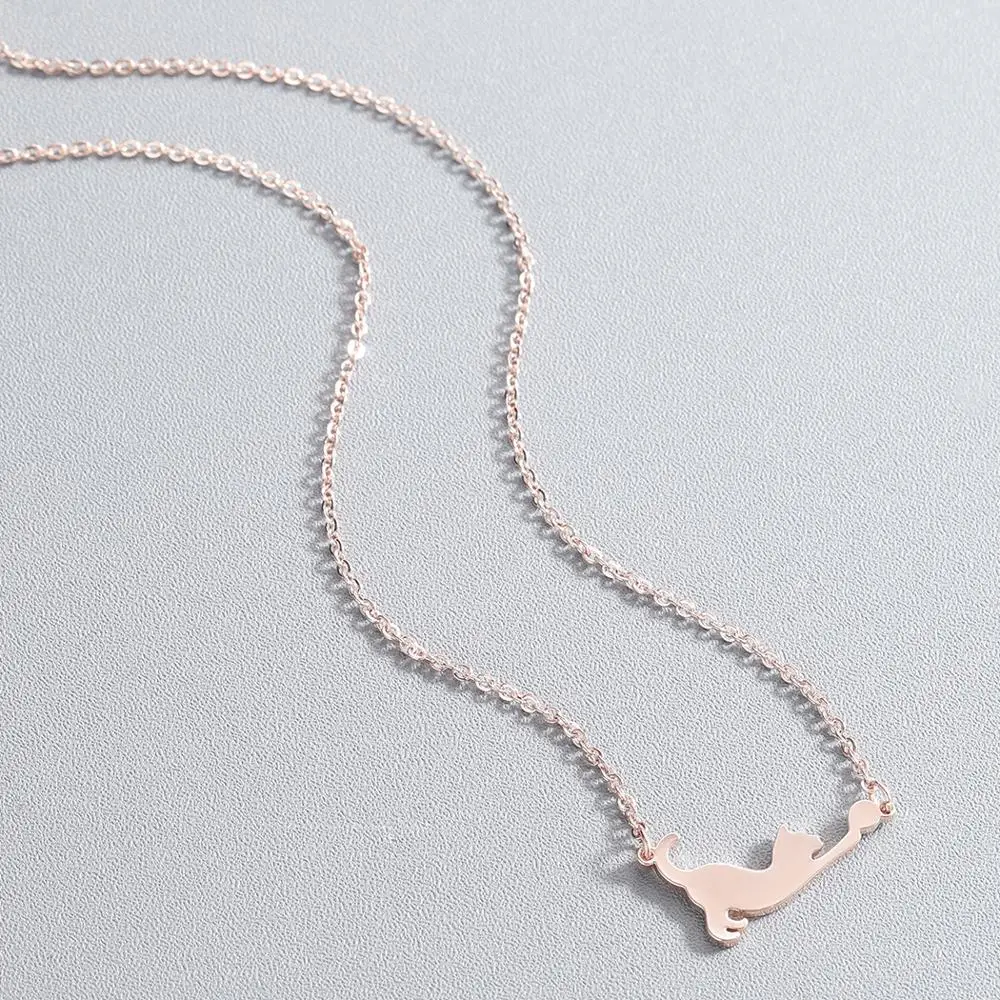 Todorova Simple Golden Sun Necklaces Pendants for Women Stainless Steel Jewelry Dainty Sun Wheel Round Circle Vintage Necklace