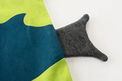 4469247341_715725253.400x400