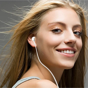 

PTM P7 Stereo Bass Earphone Headphone with Microphone Wired Gaming Headset for Phones Samsung Xiaomi Iphone Apple ear phone