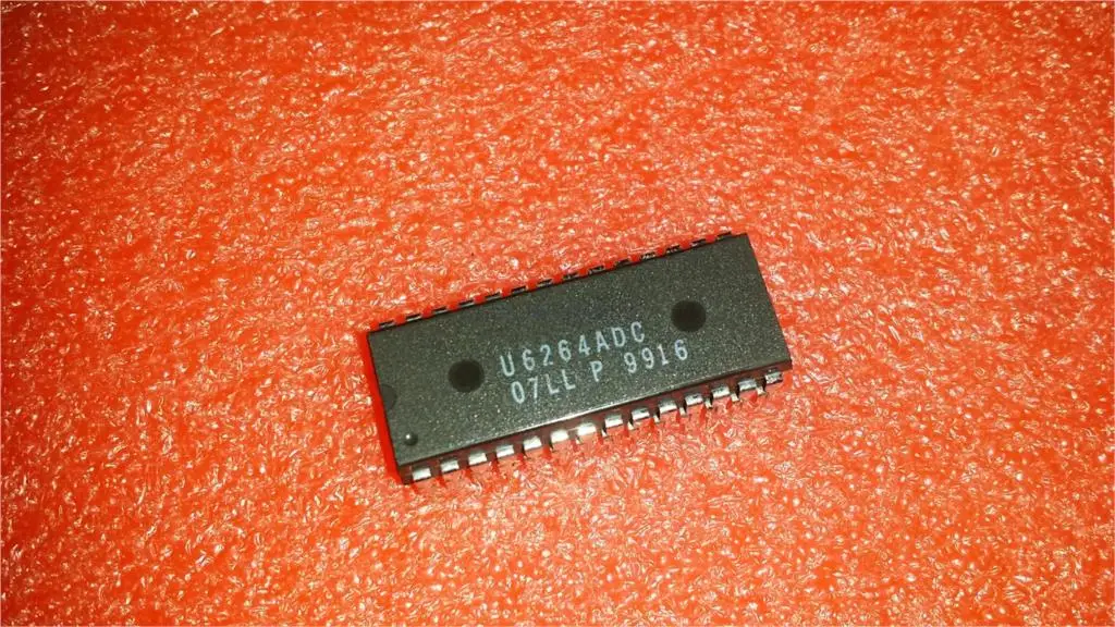 

1pcs/lot U6264ADC U6264DC DIP-28 In Stock