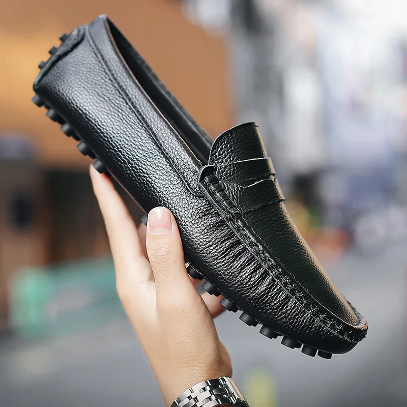 

Men Loafers Shoes Split Leather Fashion moccasins High Quality Casual Leather Shoes Soft Flats Comfort Men Driving Shoes
