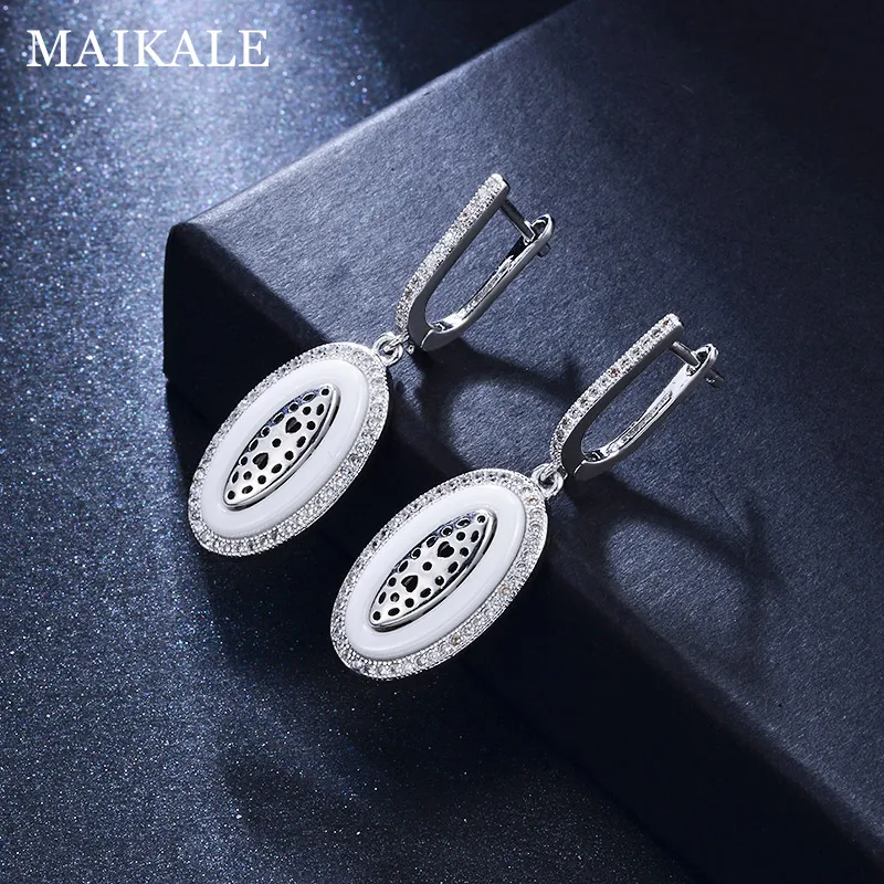 Женские круглые серьги подвески MAIKALE черные и белые керамические серебряного