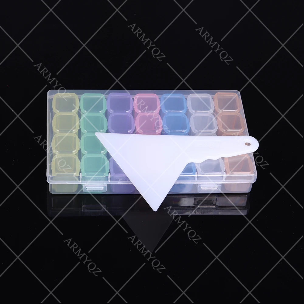 

28 Grid Dismountable Diamond Painting Accessories Embroidery Cases PP Plastics Organizer Home Storage With corrector