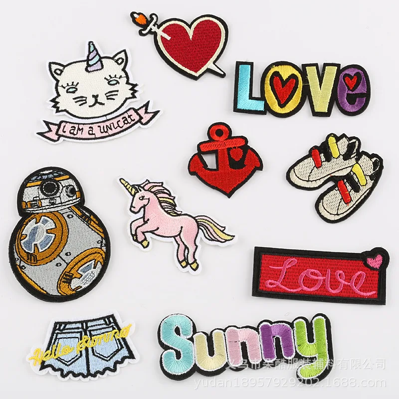 

50pcs/lot Embroidery Patches Letters Heart Strange Things Horse Clothing Accessories Heat Transfer Badge Iron Clothes