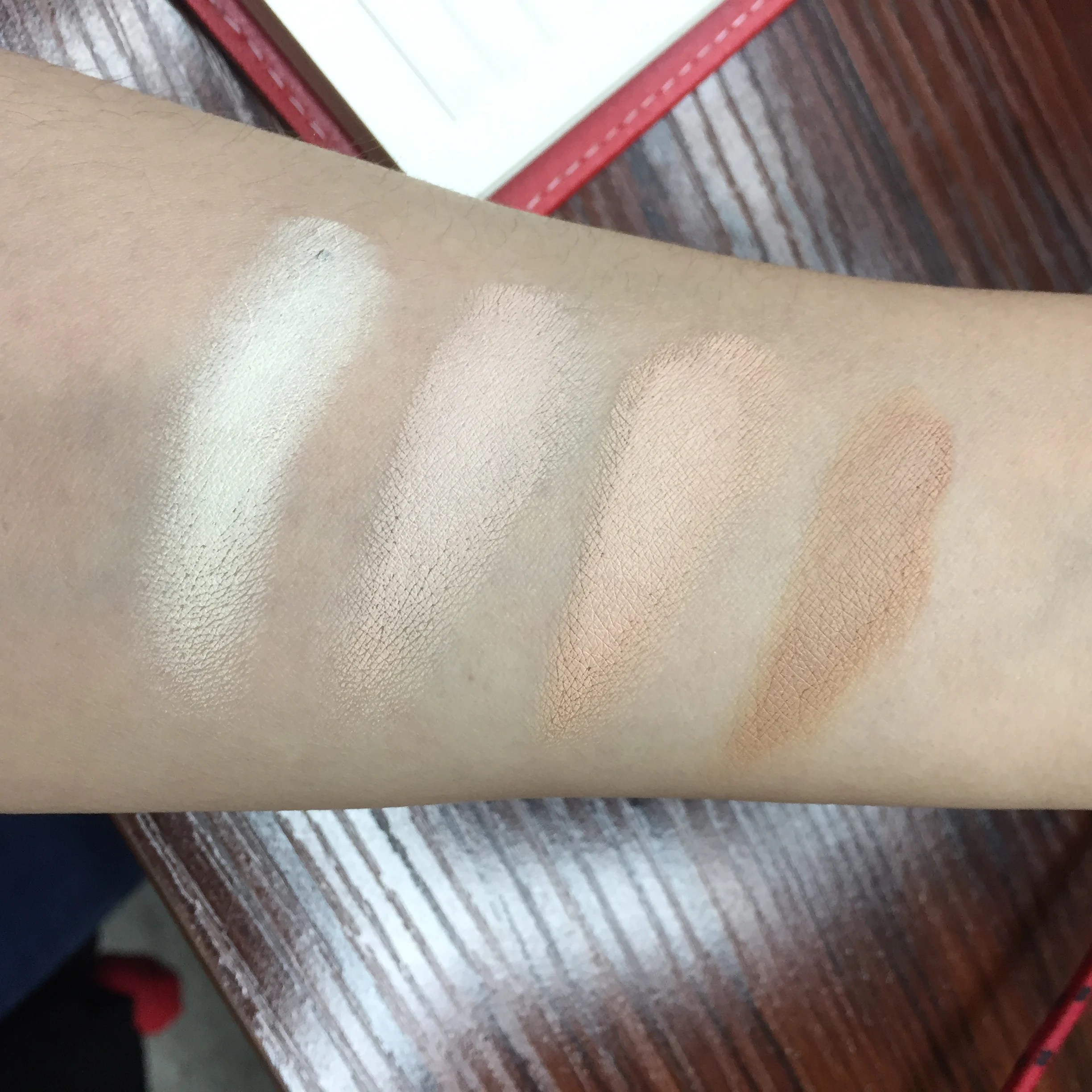 Цветной салон полное покрытие 4 цвета жидкий консилер макияж глаз темные круги