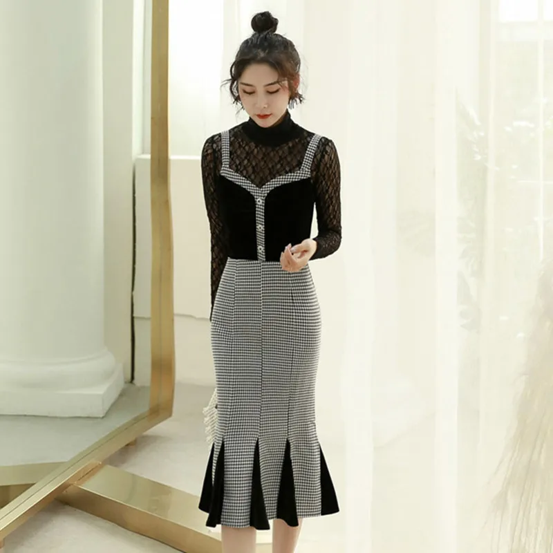 

Plus Size 2019 Women Hollow Out Lace Blouse and Houndstooth Tank Skirt Women 2 Piece Set Autumn Winter Vintage Two Piece Set