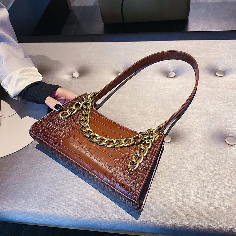 Женские кожаные сумки Люксовый бренд Crossbody Новая мода Аллигатор с большой цепью Багет Дамские сумки через плечо - Цвет: Коричневый