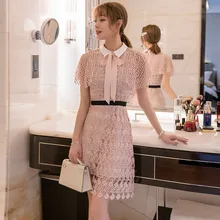 Весна и лето стиль мода водорастворимый выдалбливают небольшой складной воротник Дебютант изящное кружевное платье женские s