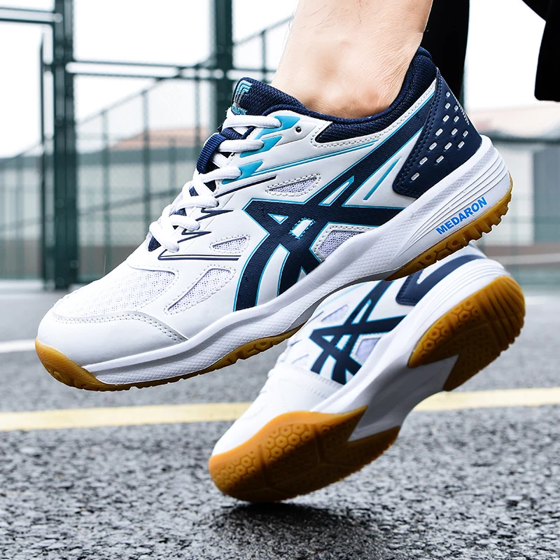 Hot Sale Professional Badminton Shoes 