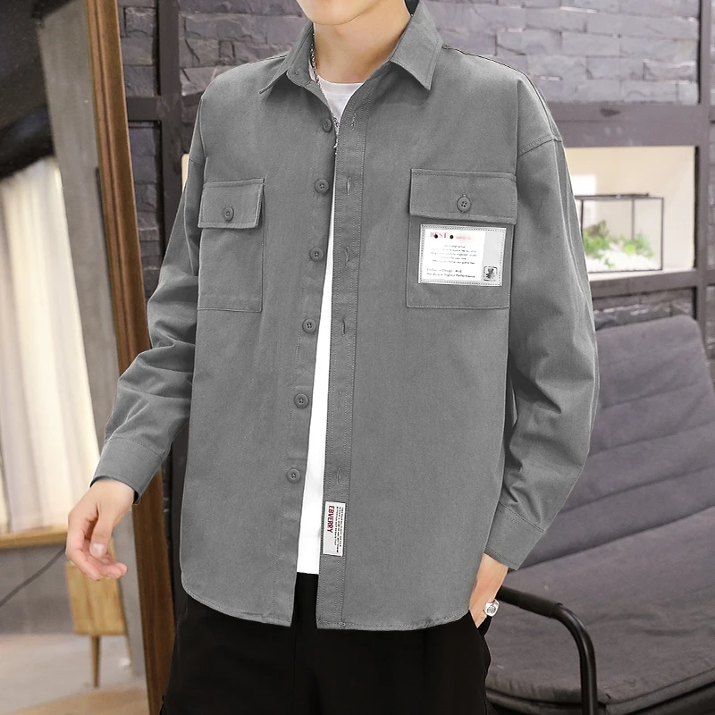 

Safari Style Mens Shirts Patch Designs Solid Color Men Shirt Double Pocket Autumn Men Long Sleeve Shirt