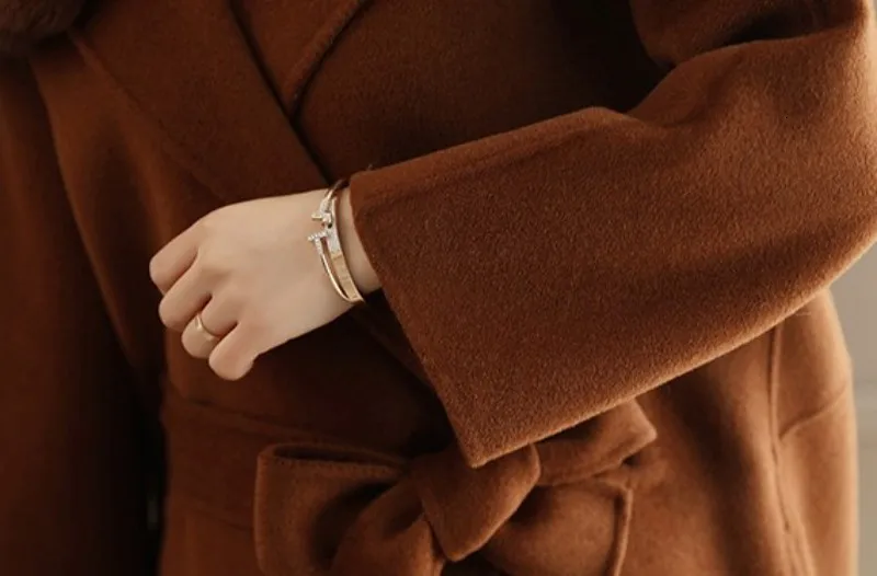 Зимнее женское длинное шерстяное пальто, Женское пальто с поясом и меховым воротником, модная женская верхняя одежда, Свободное пальто армейского зеленого цвета