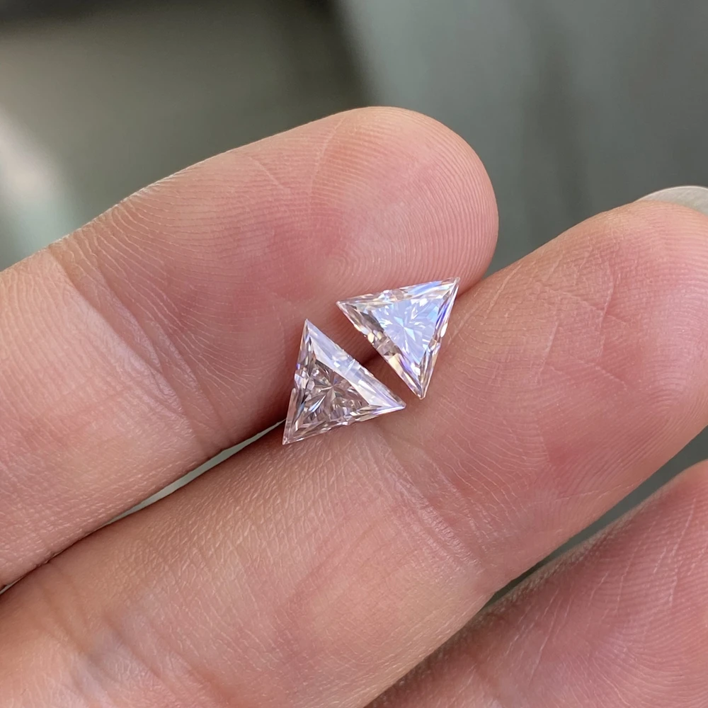 2 Carat Triangle Shape White D VVS 8x8mm Lab Grown Moissanite Diamond Fashion Woman Necklace Gemstone
