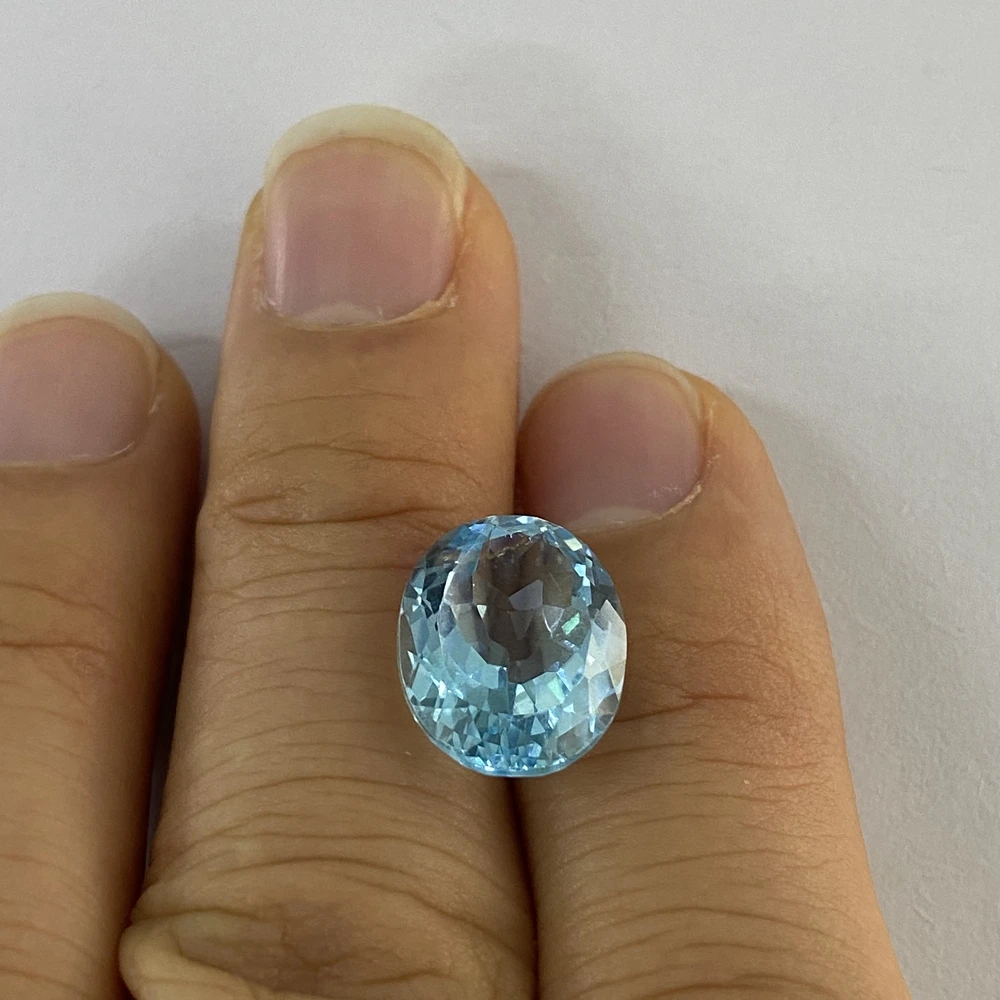 10&times;8mm 3.4 carats natural topaz Oval cut sky blue topaz gemstone loose stone