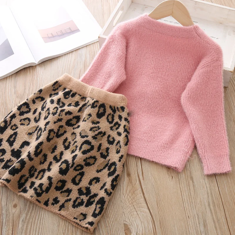 Осенне-зимний детский комплект одежды для девочек, свитер с длинными рукавами и леопардовая юбка, повседневная детская одежда из 2 предметов