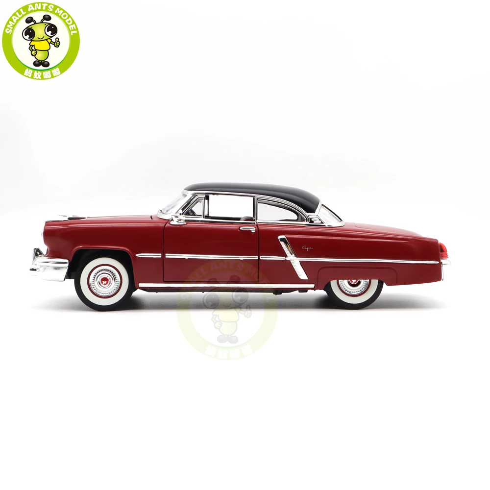 Yat Ming 1:18 Lincoln Capri Modellauto Fertigmodell grün 1953 