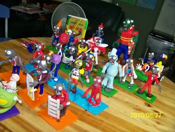 

Plants Vs Zombies pvz SNORKEL ZOMBIE Polymer clay doll toy / hand make