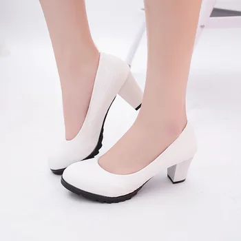 

2019 autumn new high-heeled shoes round head shallow mouth single shoes large size professional thick with women's shoes