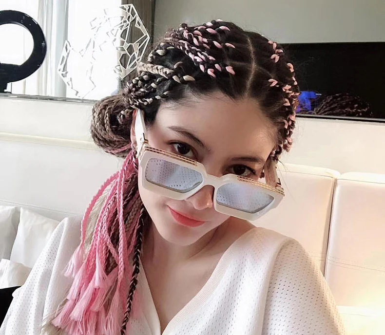 12364231047_1273852246