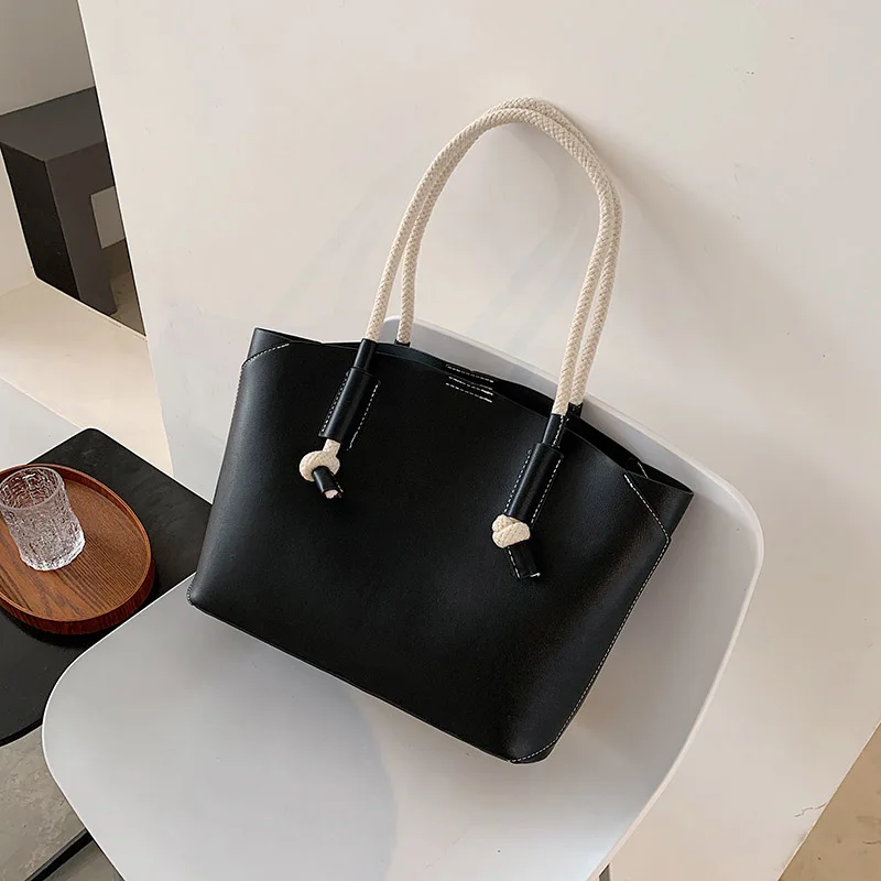 

Fashion Big Bags 2020 Winter New Women's Bags Out of the Street Travel Big Bags Casual Handbags Women's Vegetable Basket Handbag