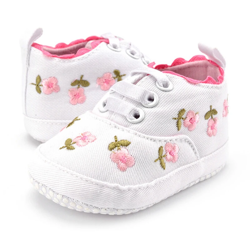 

1 Pair baby girls floral crib shoes soft sole anti-slip prewalker canvas shoes