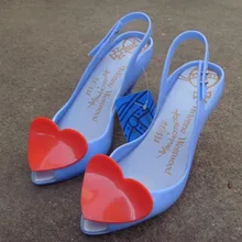 Женские туфли-лодочки на высоком каблуке-шпильке с открытым носком и украшением в виде сердца; босоножки с петлей на пятке; прозрачная обувь; пикантная Летняя обувь; 6 цветов; A1178