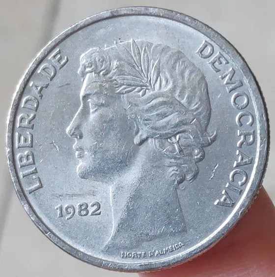 

28.5mm Portugal ,100% Real Genuine Comemorative Coin,Original Collection